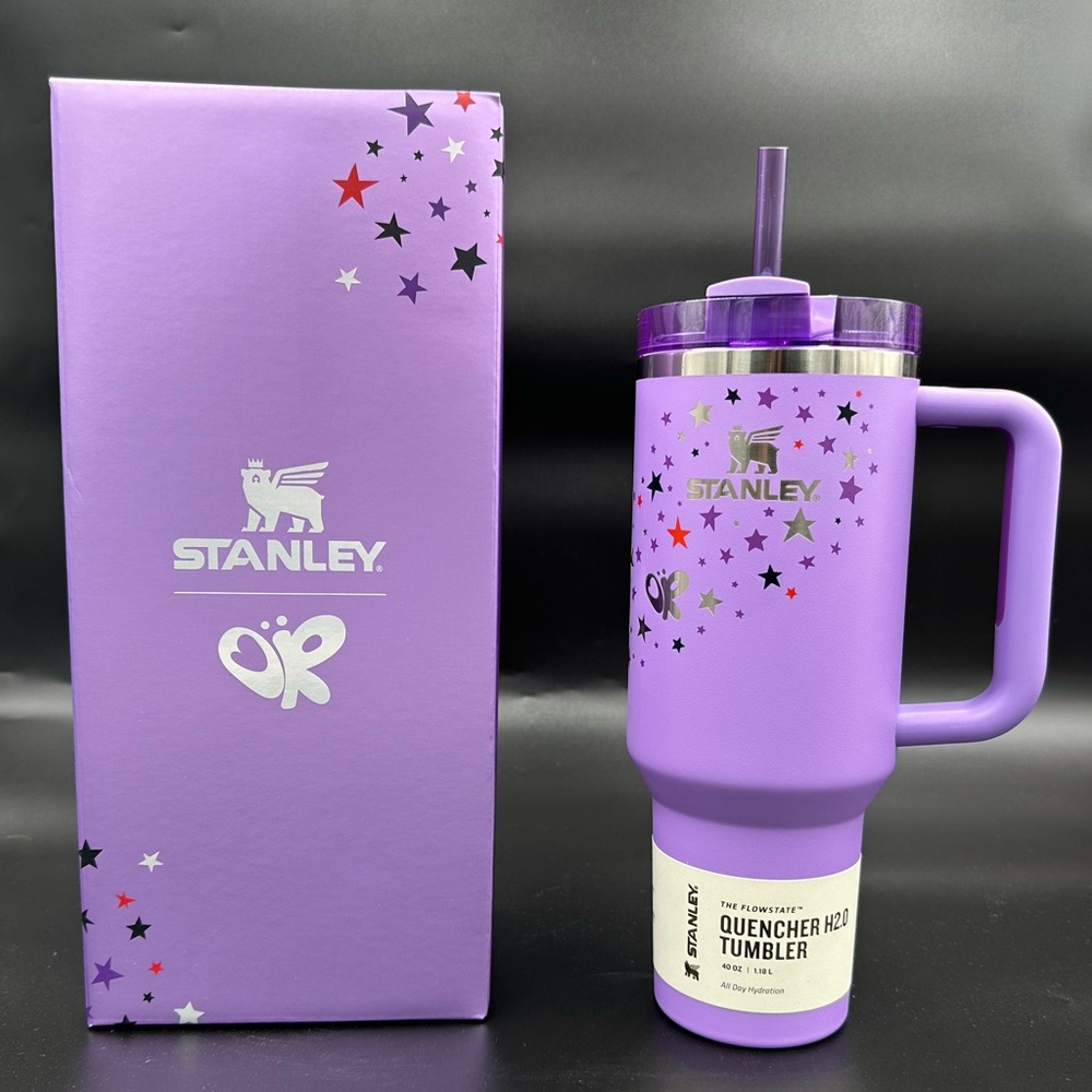 Olivia Rodrigo Stanley The Quencher H2.0 FlowState Tumbler  40oz